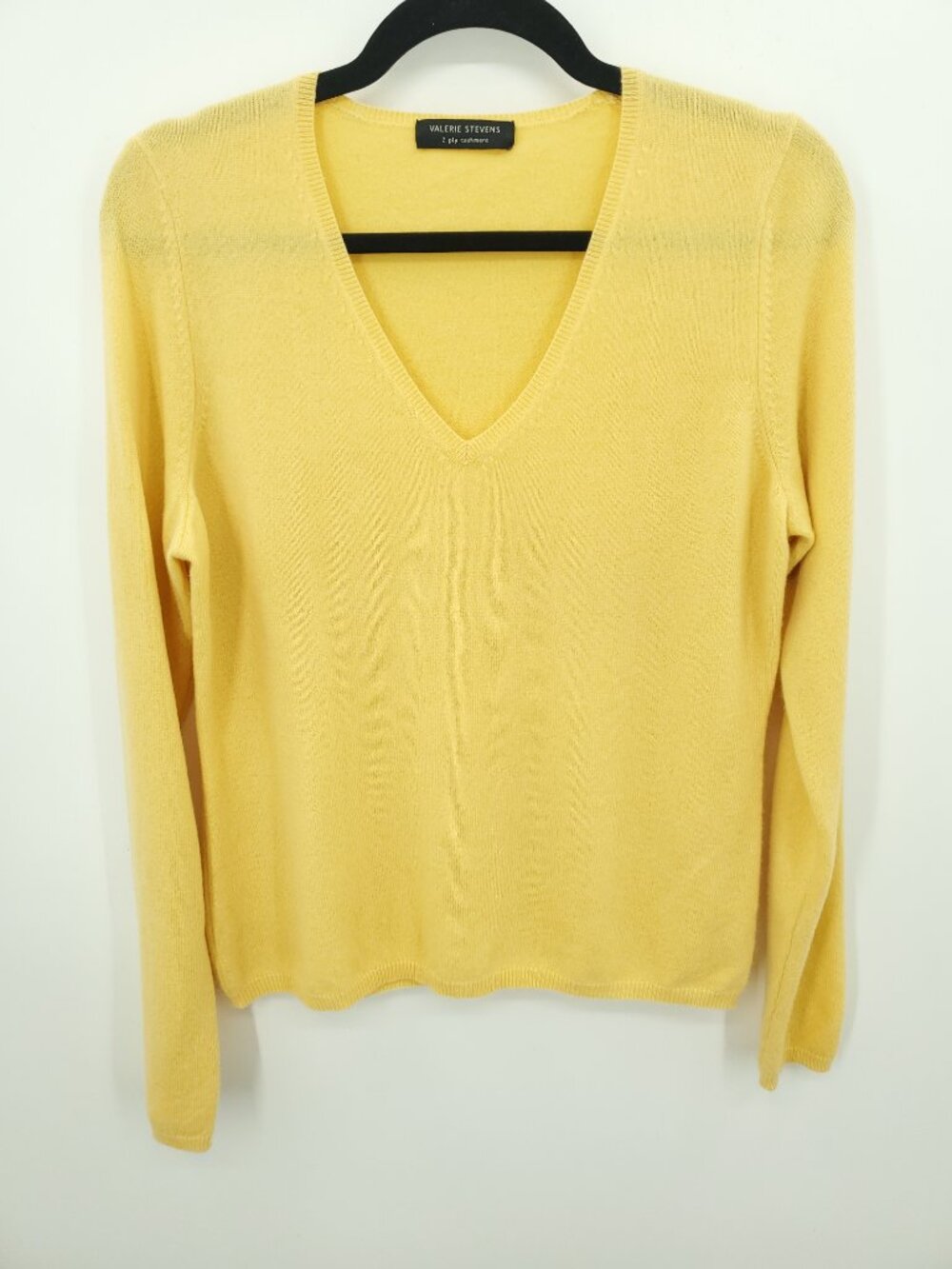 Valerie Stevens 100% Cashmere V-Neck Fine Knit Sweater M Yellow